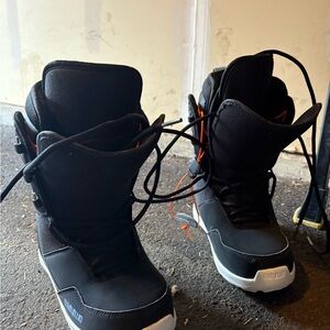 Black Snowboard Boots